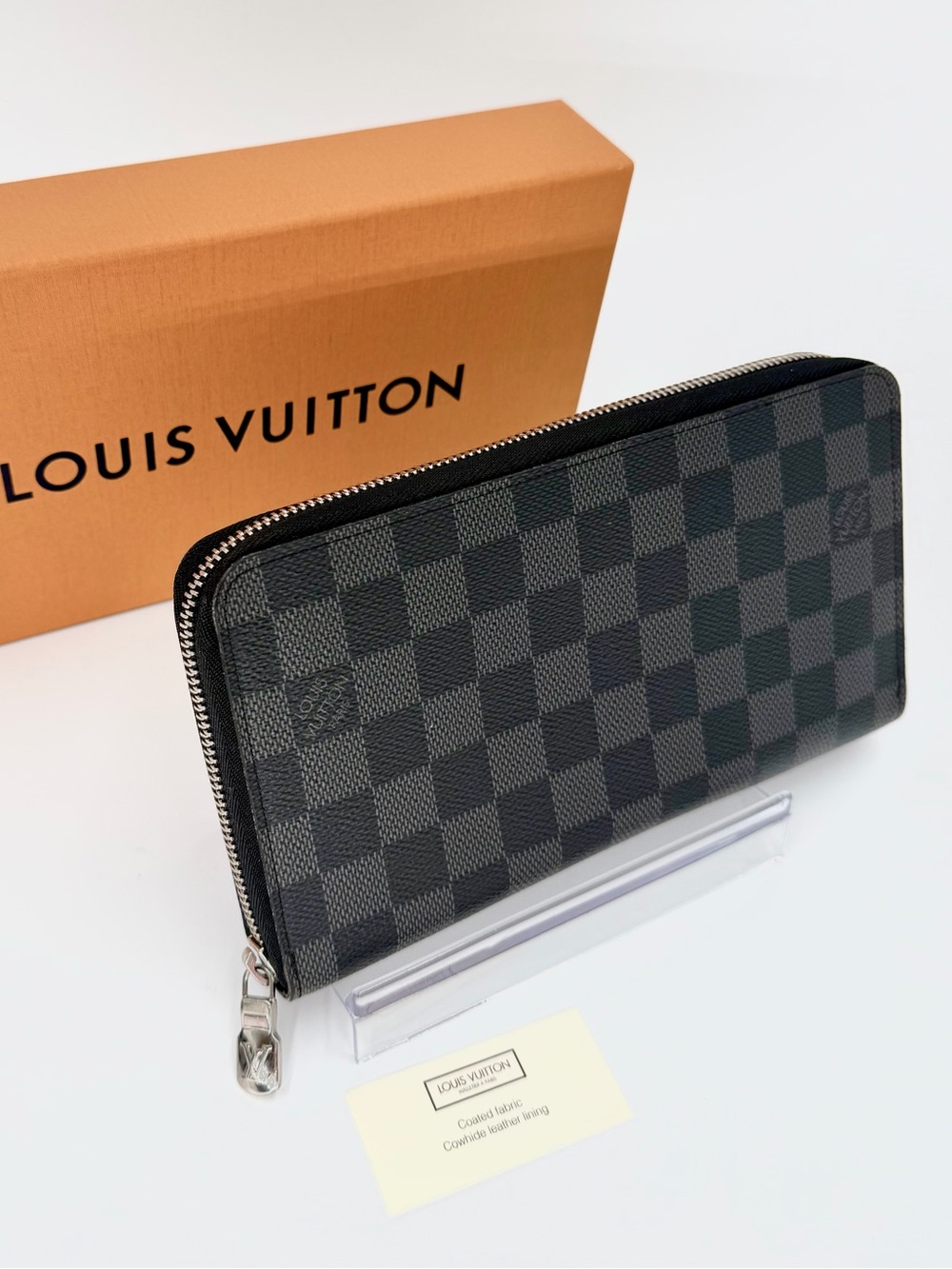 LV Damier Graphite Unisex Zippy Organizer Wallet Excellent Condition w/COA - Picture 1 of 11